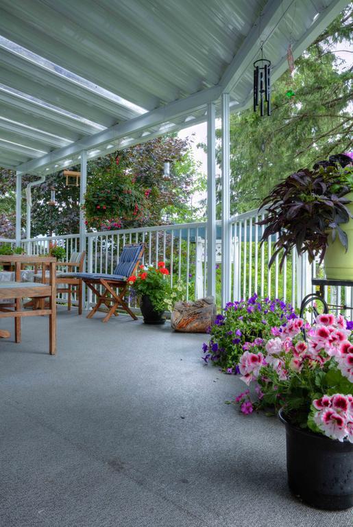 Hummingbird Bed And Breakfast Clearwater Exterior photo
